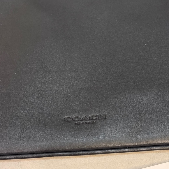 Coach Black Leather Zip Pouch - Picture 6 of 6